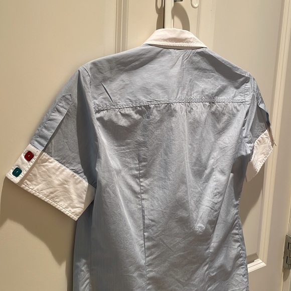 Boss Hugo Boss women’s size XS shortsleeved button down top in baby blue - Picture 2 of 8